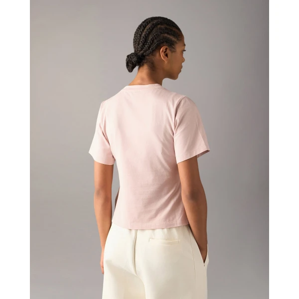 Moose Knuckles YYZ T-Shirt in Rosewood | T-shirts | Luxury Shoes 