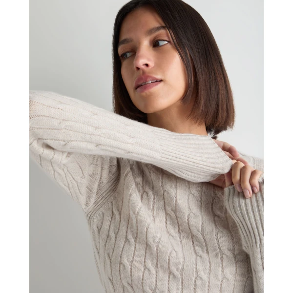 N.Peal Adelyn Cable Round Neck Cashmere Jumper in Pebble Grey