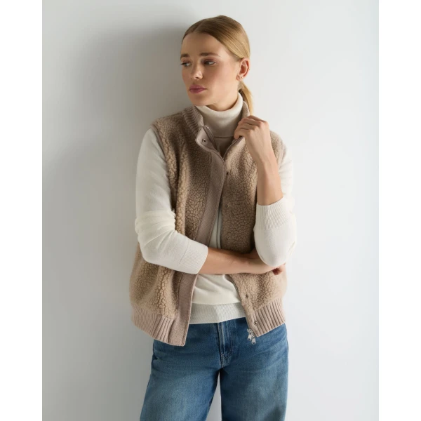 N.Peal Cashmere Shearling Gilet in Cashew Brown