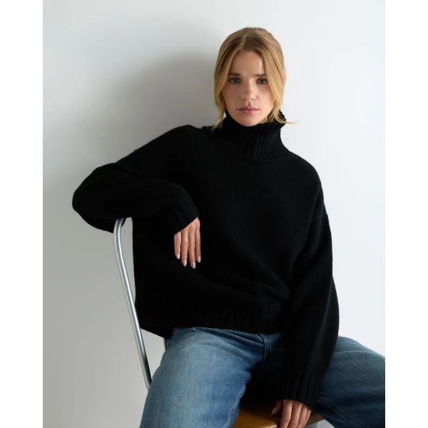 N.Peal Chunky Funnel Neck Cashmere Jumper in Black