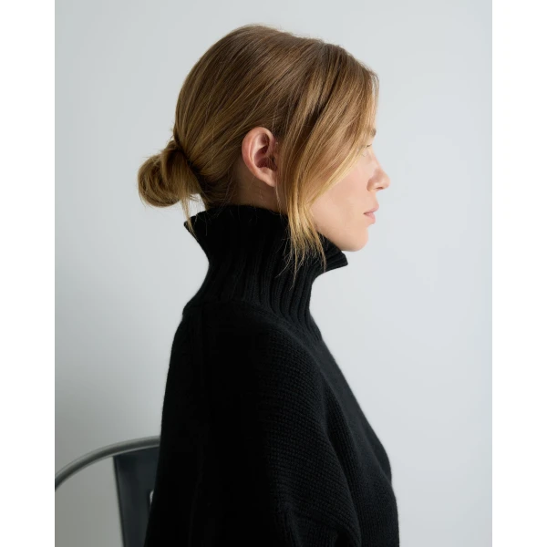 N.Peal Chunky Funnel Neck Cashmere Jumper in Black