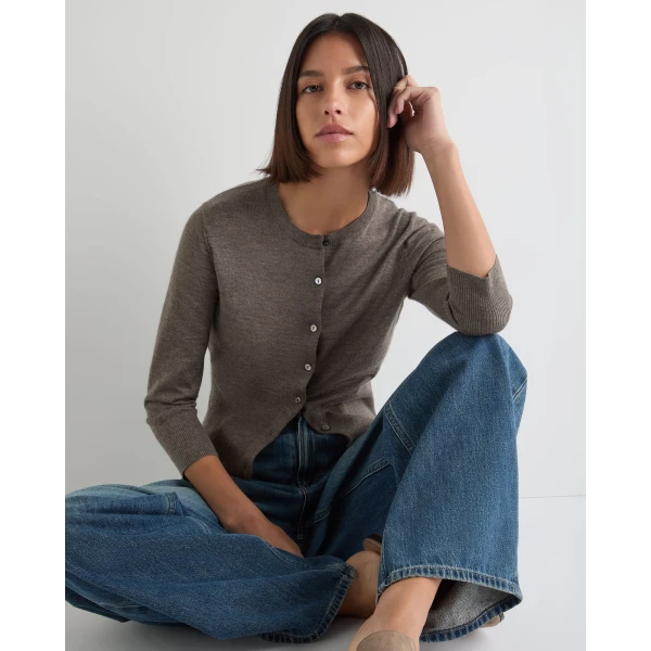 N.Peal Darcie Superfine Cashmere Cropped Cardigan in Pecan Brown