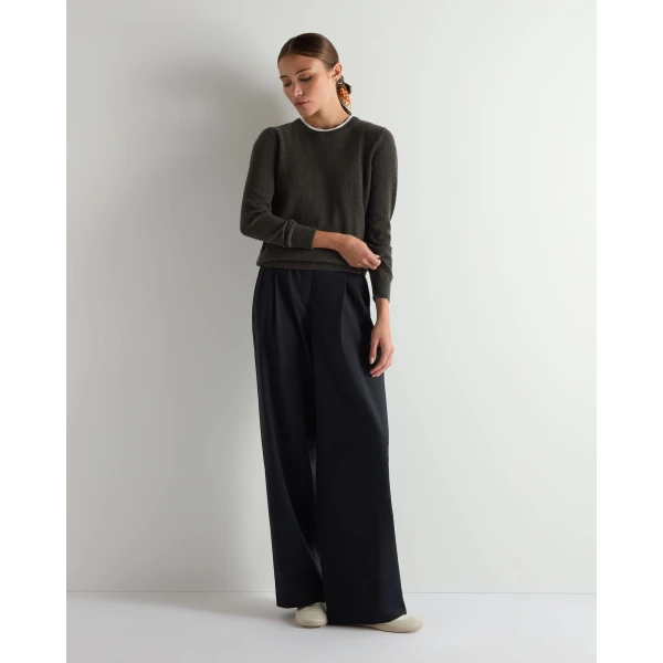 N.Peal Evie Classic Round Neck Cashmere Jumper in Grey Moss