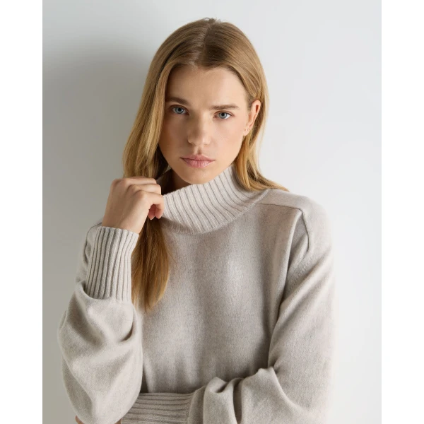 N.Peal Funnel Neck Cashmere Jumper in Pebble Grey