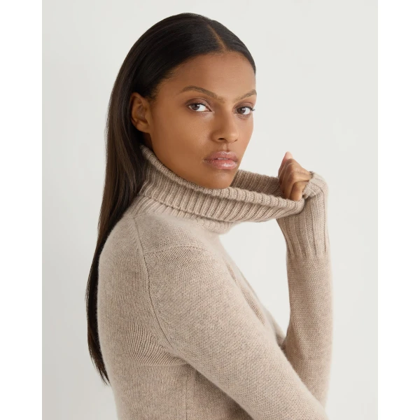N.Peal Hazel Chunky Roll Neck Cashmere Jumper in Oatmeal Brown