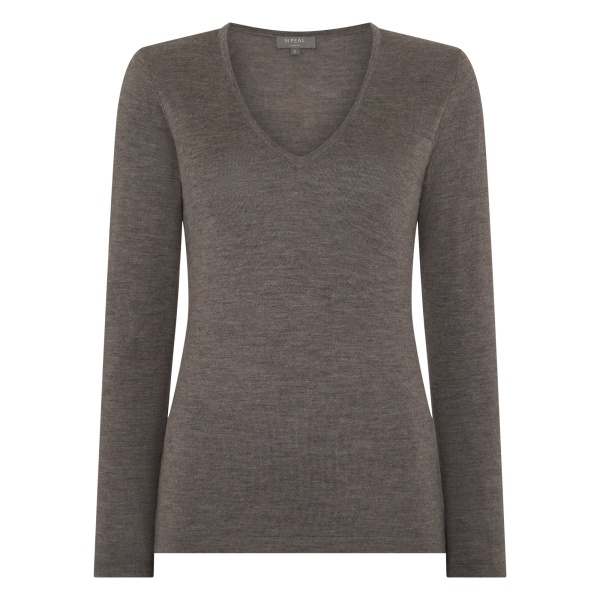 N.Peal Imogen Superfine Cashmere V Neck Jumper in Pecan Brown | Sweaters | Luxury Shoes 