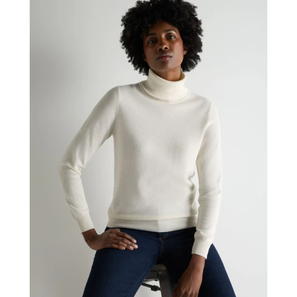 N.Peal Luna Roll Neck Cashmere Jumper in New Ivory White
