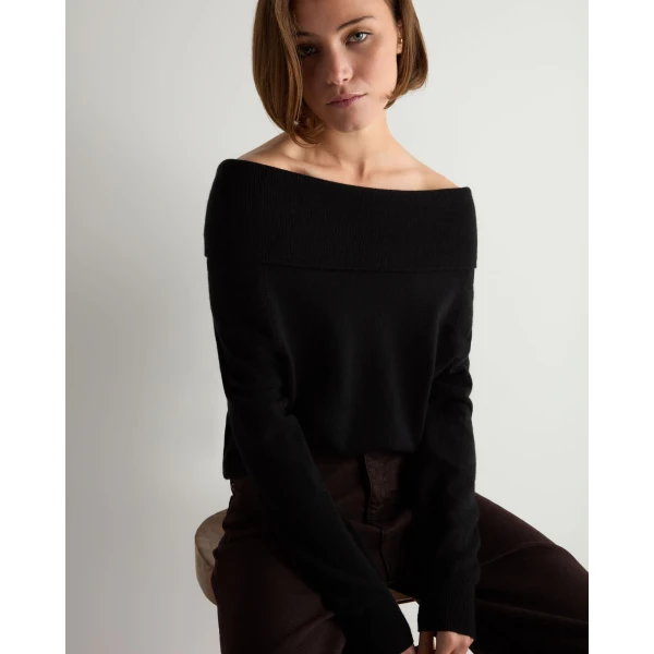 N.Peal Off-The-Shoulder Cashmere Jumper in Black
