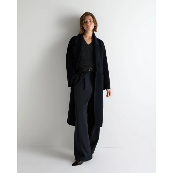 N.Peal Phoebe V Neck Cashmere Jumper in Deep Charcoal Grey