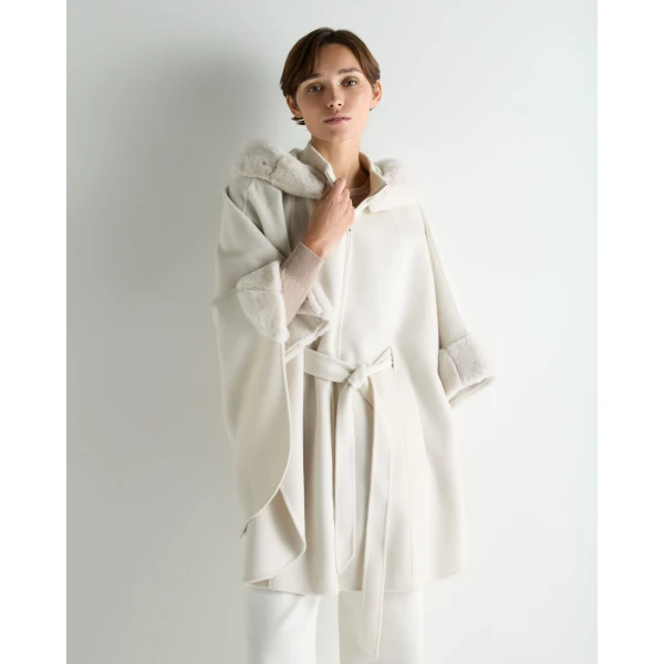 N.Peal Poppy Cape With Fur Trim in Ivory White