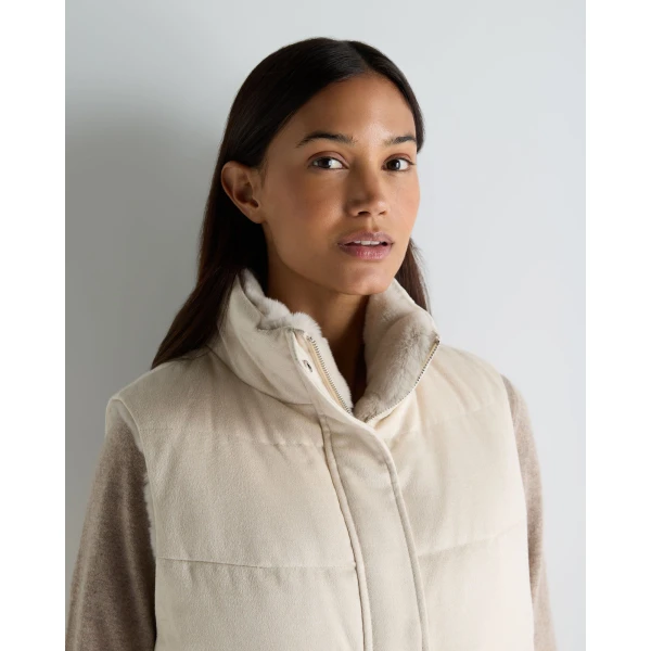 N.Peal Reversible Fur Gilet in Natural Brown