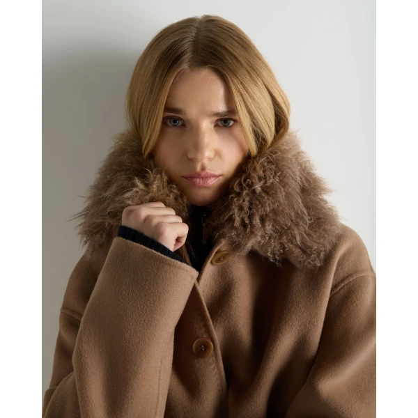 N.Peal Shearling Collar Jacket in Camel Brown