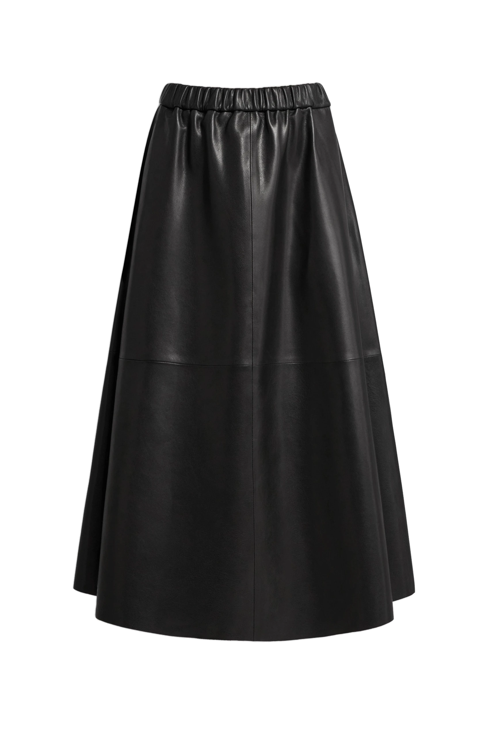 Nour Hammour Lenly in Noir Classique Nour Hammour Lenly in Noir Classique