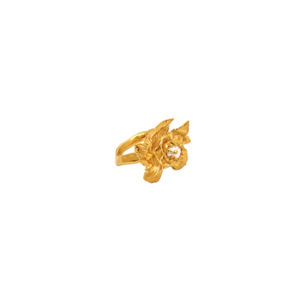 Oscar de la Renta Wild Rose Pearl Ring