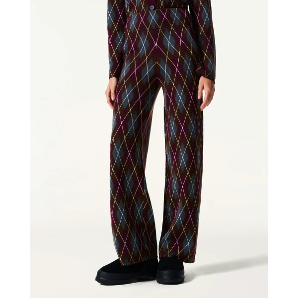 Perfect Moment Chalet Merino Wool Knitted Pant in Burgundy, view 3 | Pants | Luxury Shoes 