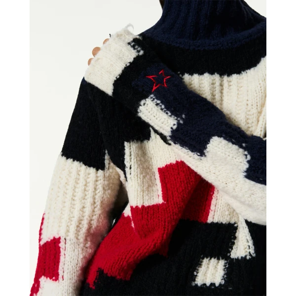 Perfect Moment Chunky Wool Cropped Sweater in Houndstooth, view 5 | Sweaters | Luxury Shoes 