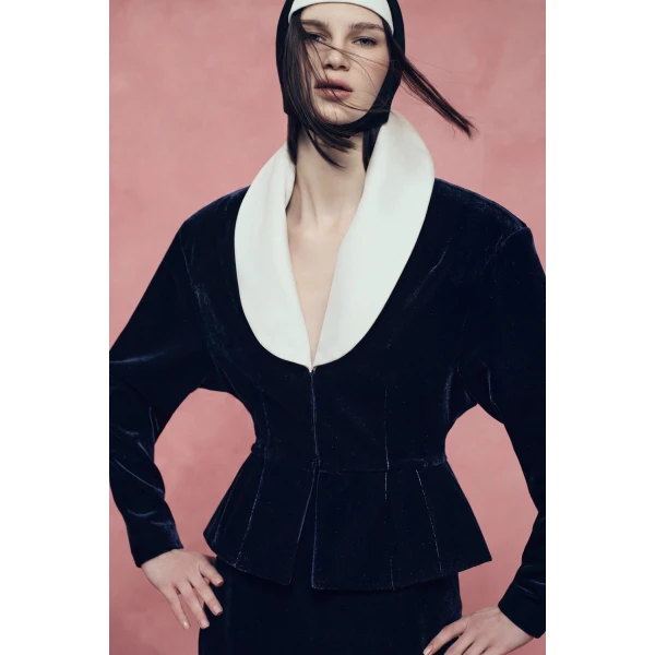 Rasario Velvet Fitted Jacket with Satin Collar in Dark Blue, view 6