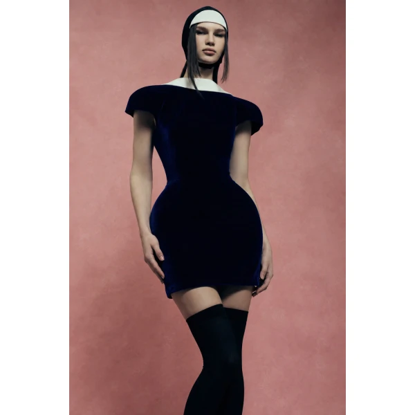 Rasario Velvet Mini Dress with a Deep Back Neckline in Dark Blue, view 3