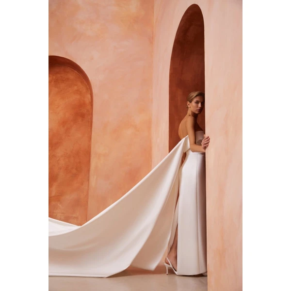 Rasario Sasha Wedding Dress in White, view 3