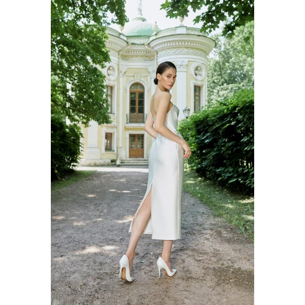 Rasario Sonya Wedding Dress in White, view 4