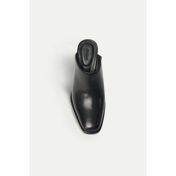Los Angeles Designer Shoes and Bags at Luxury Shoes 