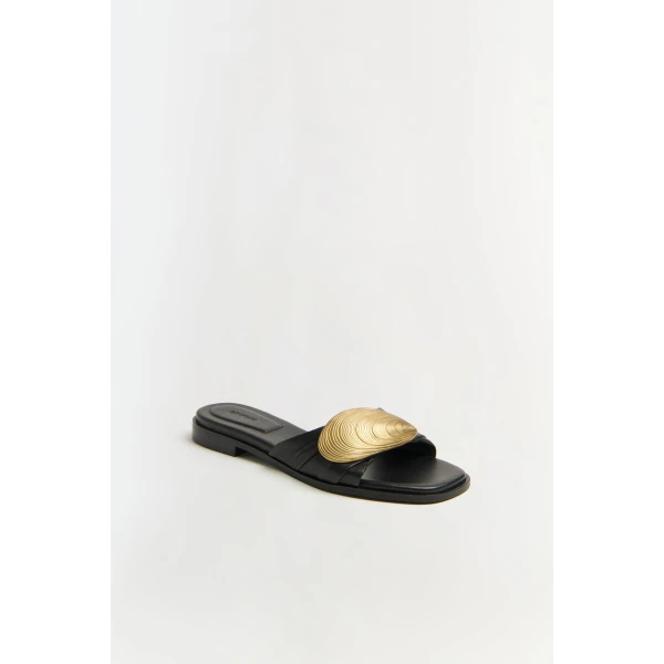 Los Angeles Designer Shoes and Bags at Luxury Shoes 