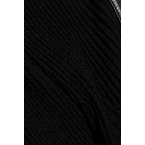Ismelle Collared Knit Midi Dress in Black - Image 6