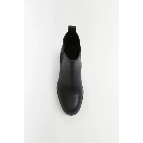 Los Angeles Designer Shoes and Bags at Luxury Shoes 