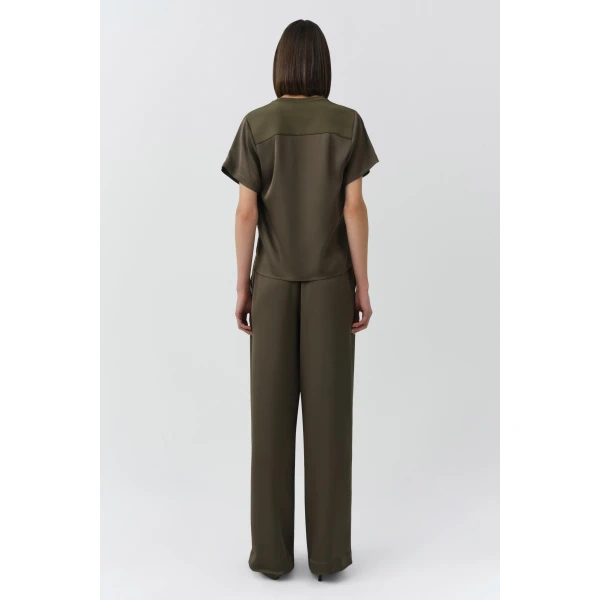 Kyra Wide Leg Satin Pant in Sea Turtle - Image 5