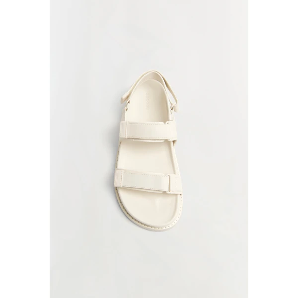 Los Angeles Designer Shoes and Bags at Luxury Shoes 