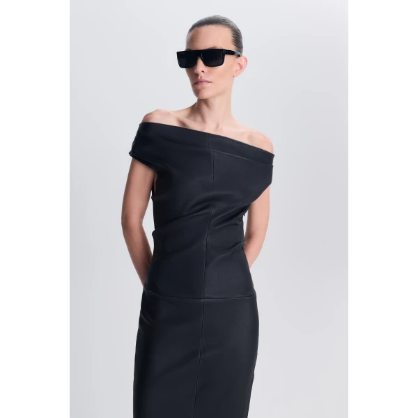Los Angeles Designer Ready-to-Wear at Luxury Shoes 