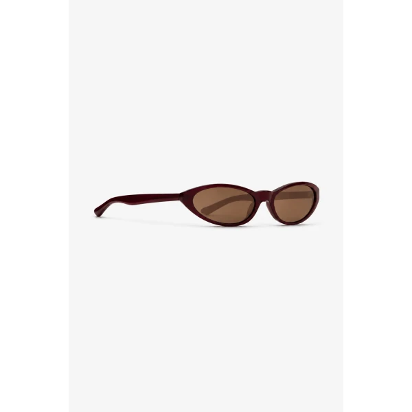 SIR the Label The Mini Sunglasses in Burgundy | Sunglasses | Luxury Shoes 