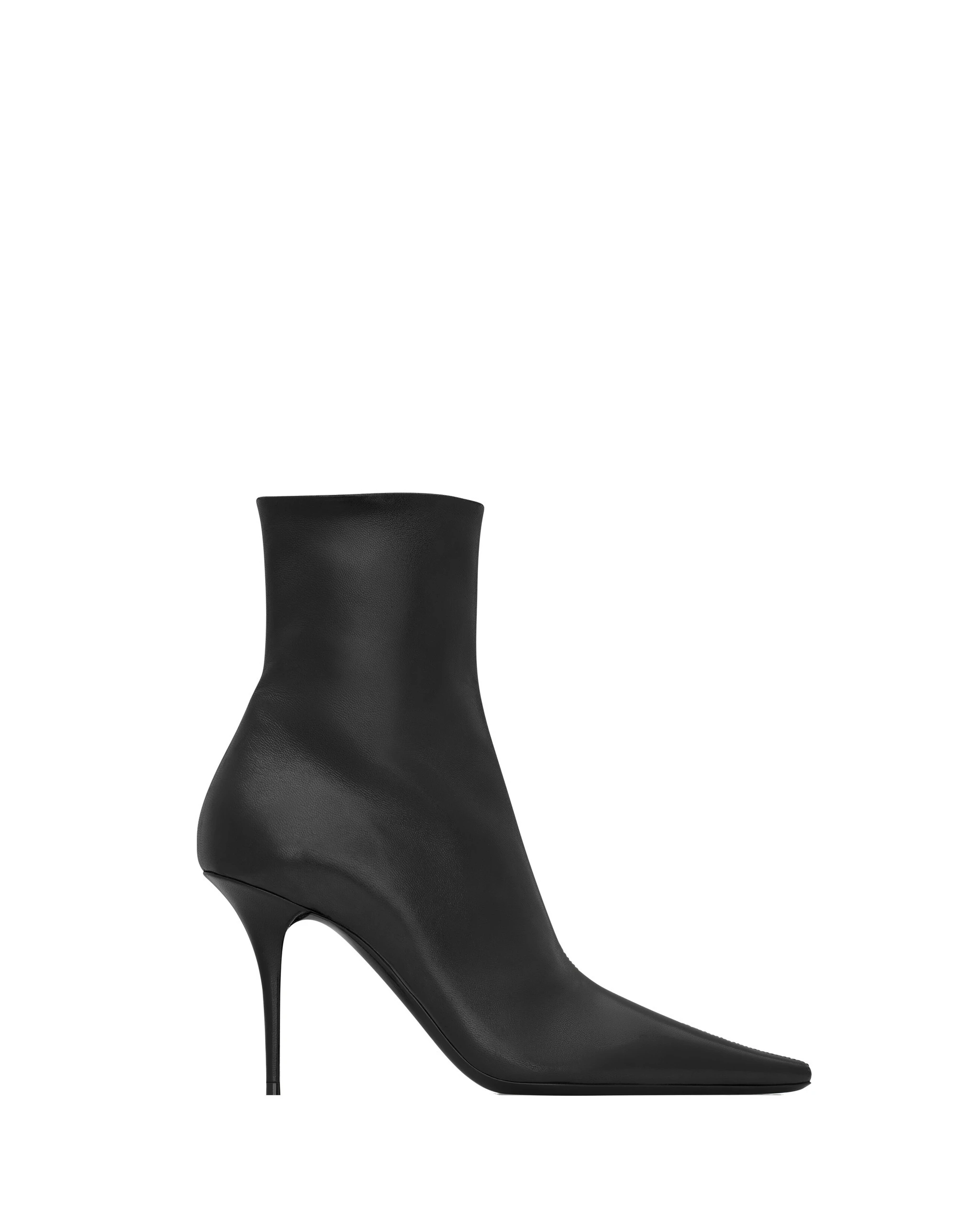 Saint Laurent Ashley Booties in Smooth Leather, Black, 90 mm Black Saint Laurent Ashley Booties in Smooth Leather, Black, 90 mm | Boots