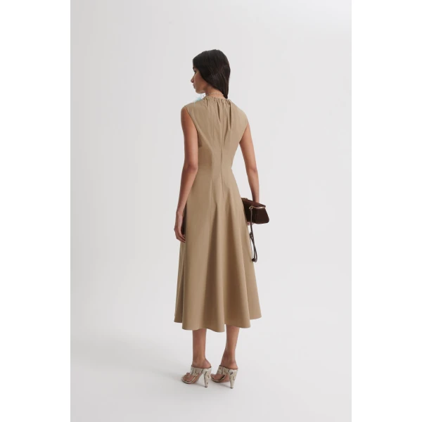 Scanlan Theodore Cotton Sateen Pleat Dress in Trench | Midi Dresses | Luxury Shoes 