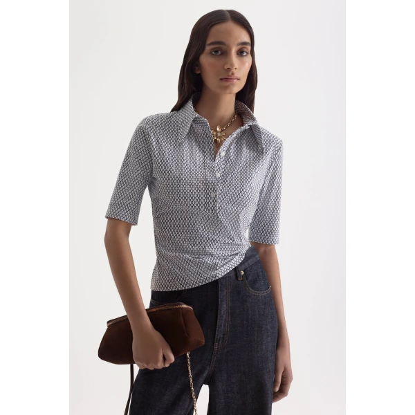 Scanlan Theodore Italian Chain Print Shirt in White Navy | Tops | Luxury Shoes 