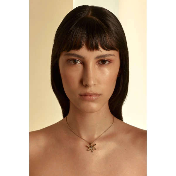Scanlan Theodore Italian Lily Pendant Necklace in Light Gold Crystal | Necklace | Luxury Shoes 