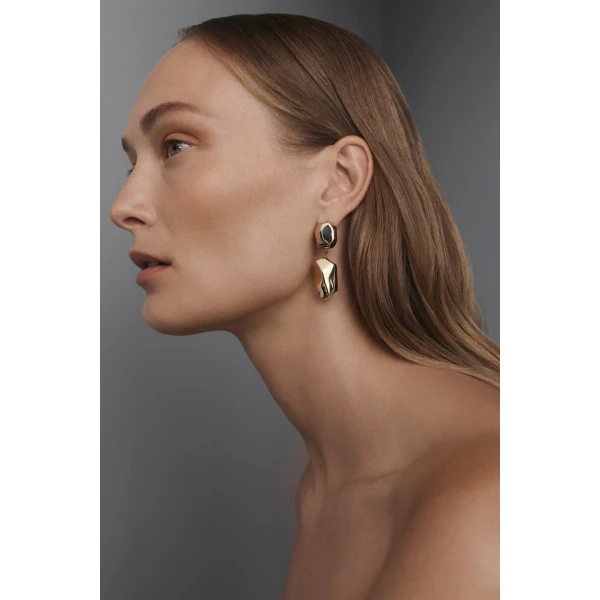 Scanlan Theodore Petra Drop Earrings in Light Gold | Earrings | Luxury Shoes 