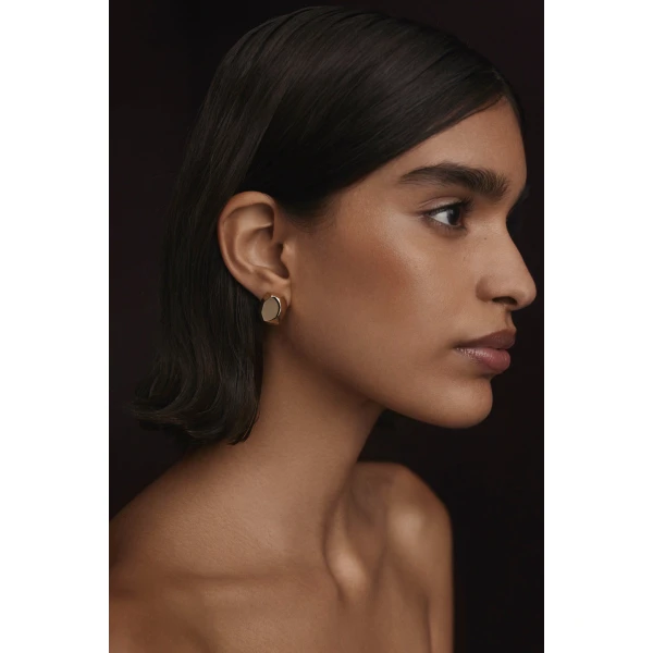 Scanlan Theodore Petra Studs in Light Gold | Earrings | Luxury Shoes 