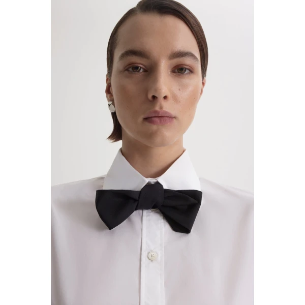 Scanlan Theodore Soft Cravat in Black | Scarves | Luxury Shoes 