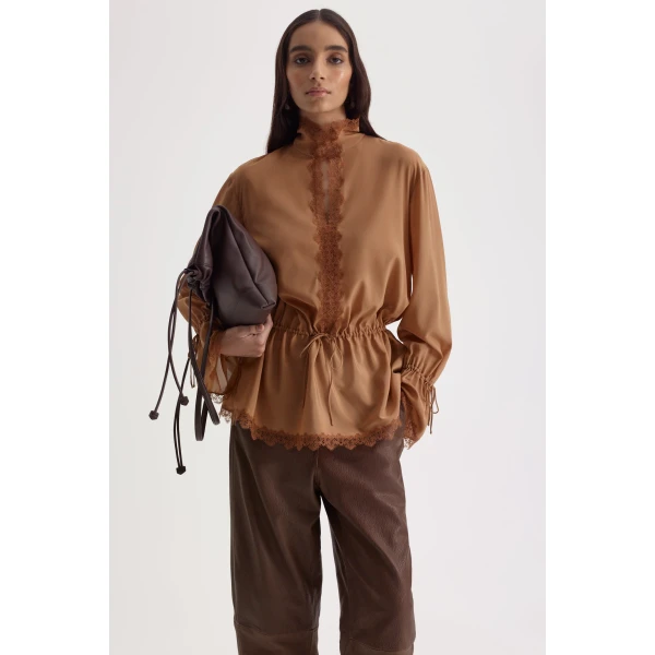 Scanlan Theodore Textured Leather Barrel Leg Trouser in Toffee
