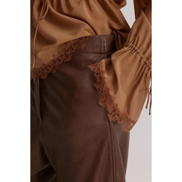Scanlan Theodore Textured Leather Barrel Leg Trouser in Toffee