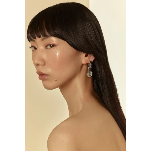 Scanlan Theodore Wishbone Huggie Earrings in Silver | Earrings | Luxury Shoes 