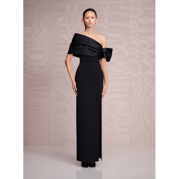 Solace London The Alexis Maxi Dress in Black