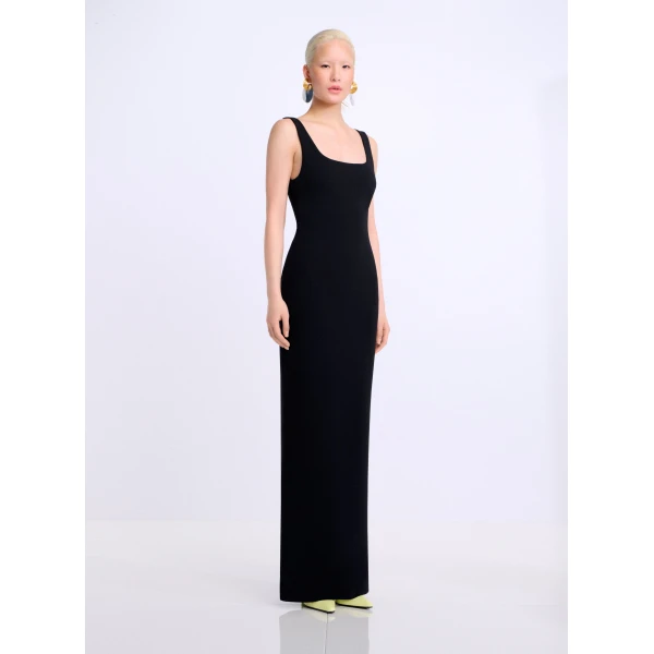 Solace London The Aneila Maxi Dress in Black