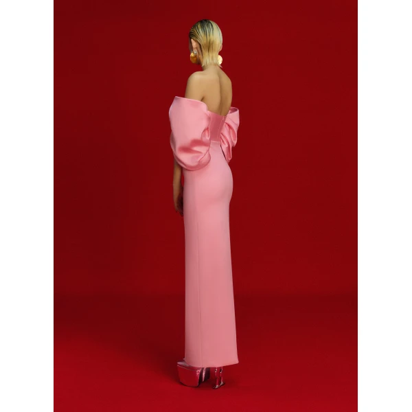 Solace London The Arla Maxi Dress in Soft Pink