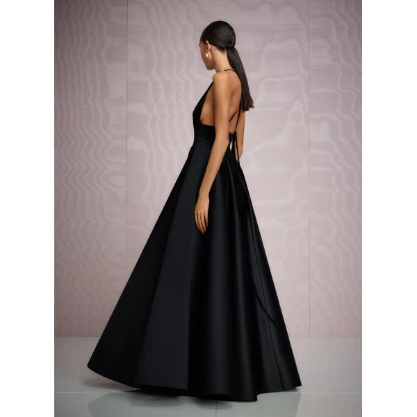 Solace London The Avallon Maxi Dress in Black