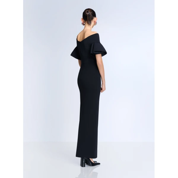 Solace London The Cielo Maxi Dress in Black