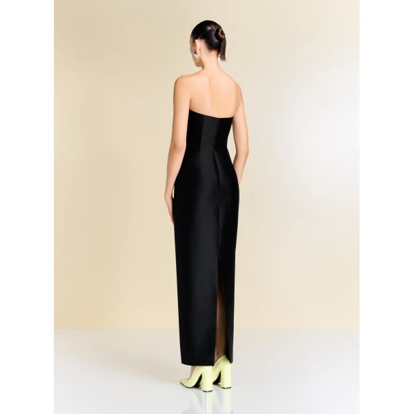 Solace London The Ingrid Maxi Dress in Black