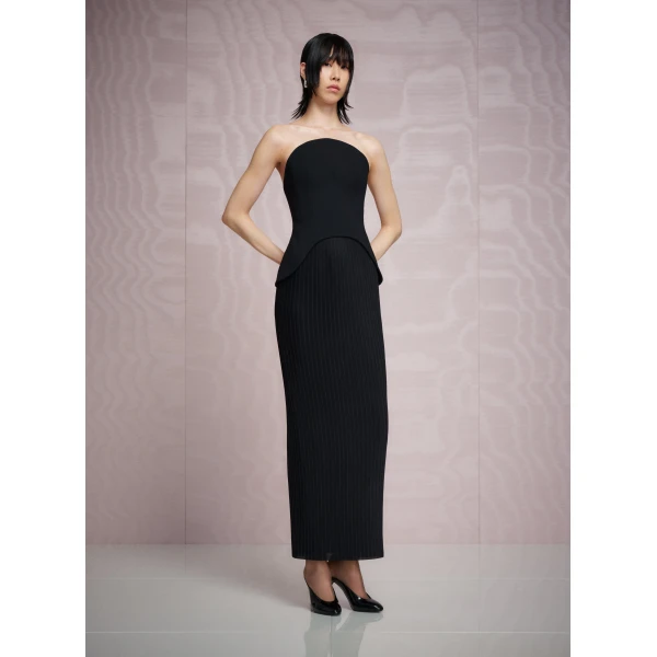 Solace London The Kesi Maxi Dress in Black
