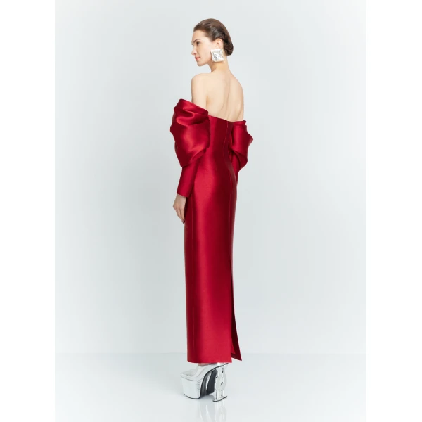 Solace London The Laylah Maxi Dress in Ruby